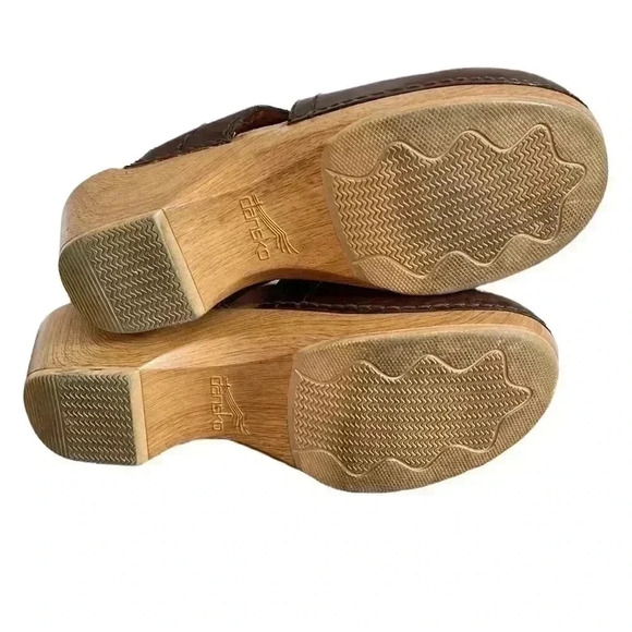 Dansko Susana Slip On Clog Mule Size 39=8.5/9 - Picture 4 of 9